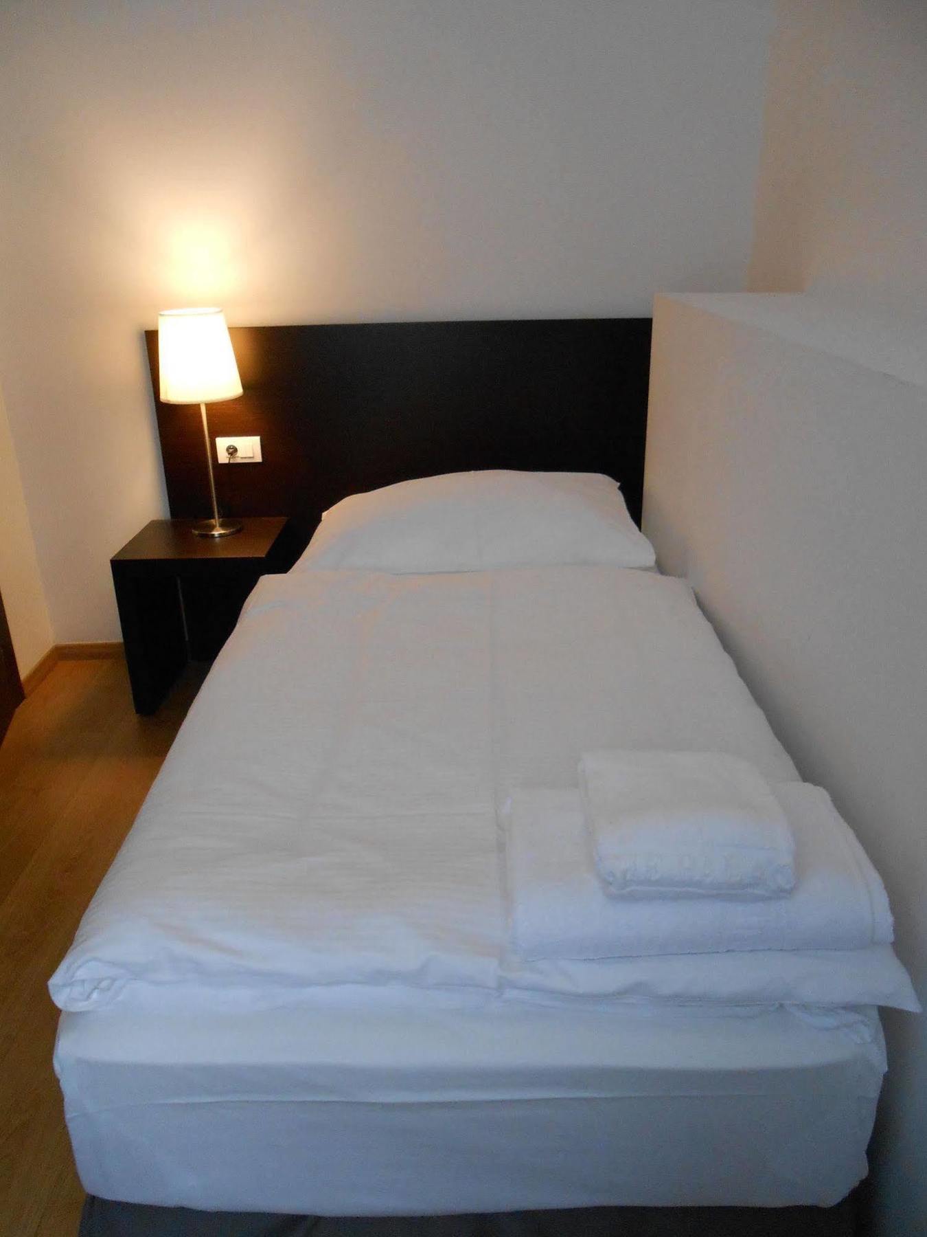 The Palace Suites And Apartments Praga Zewnętrze zdjęcie
